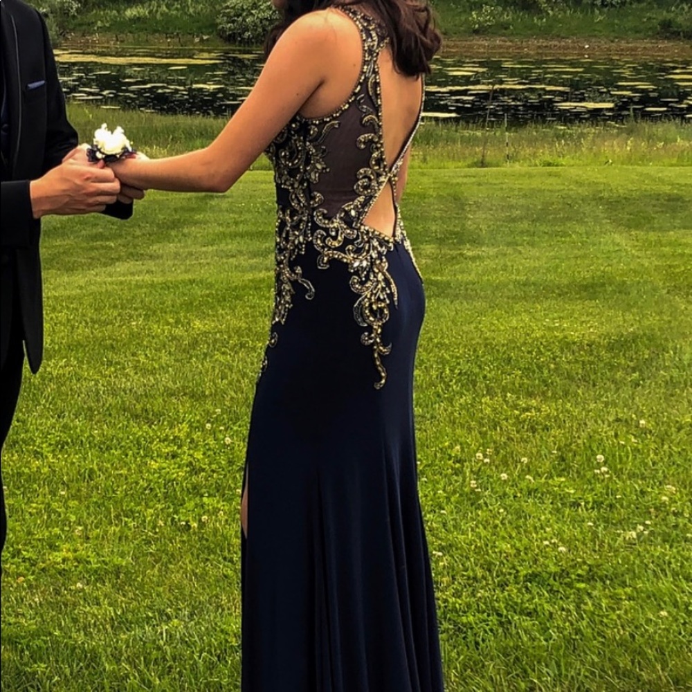 Prom dress - Picture 4 of 6